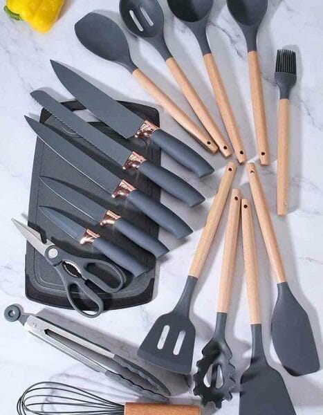 SET DE UTENSILIOS 19 PIEZAS